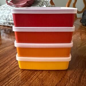 Tupperware Squared Away sandwich keeper set, set of 4.  Harvest colors. EUC